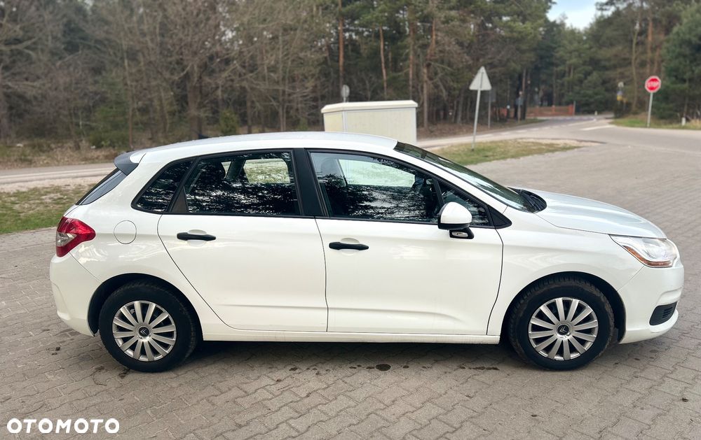 Citroën C4 HDi 90 Attraction - 4