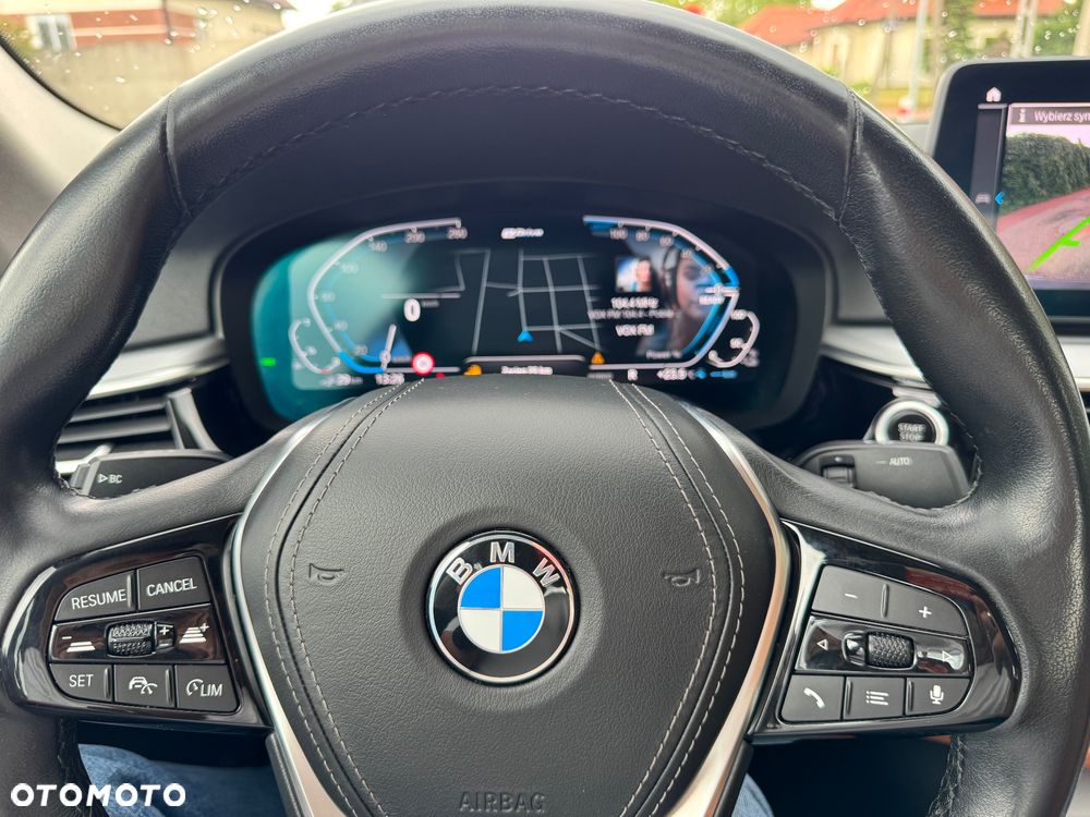 BMW Seria 5 520e M Sport sport - 30