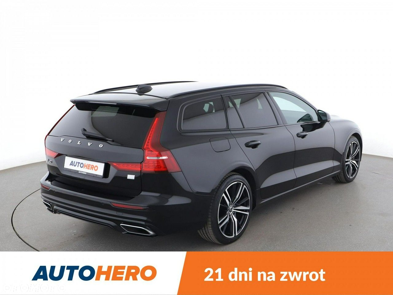 Volvo V60 T6 Plug-in Hybrid AWD Plus Dark - 8