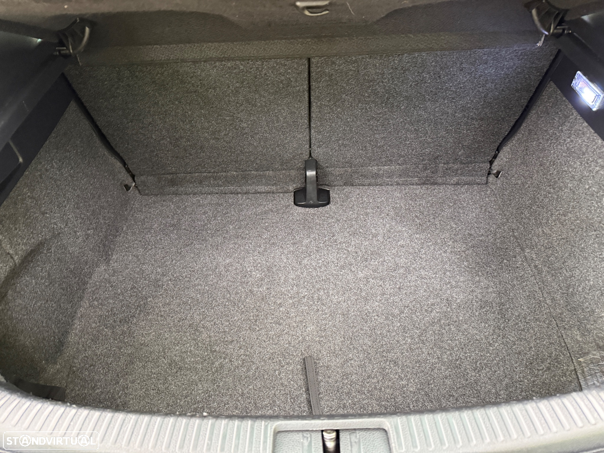 VW Scirocco 2.0 TDI Sport - 18