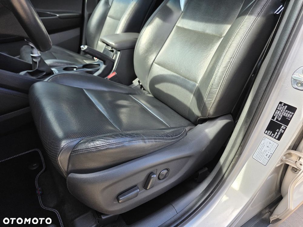 Hyundai Tucson blue 1.7 CRDi 2WD Passion Plus - 38