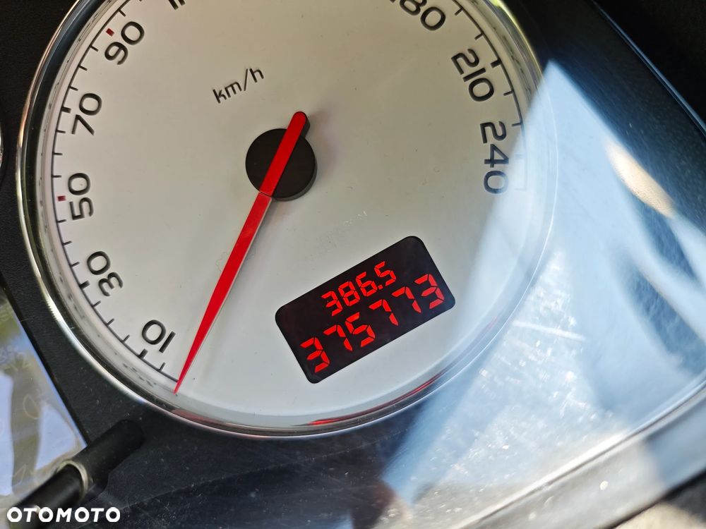 Peugeot 307 1.6 HDi - 15