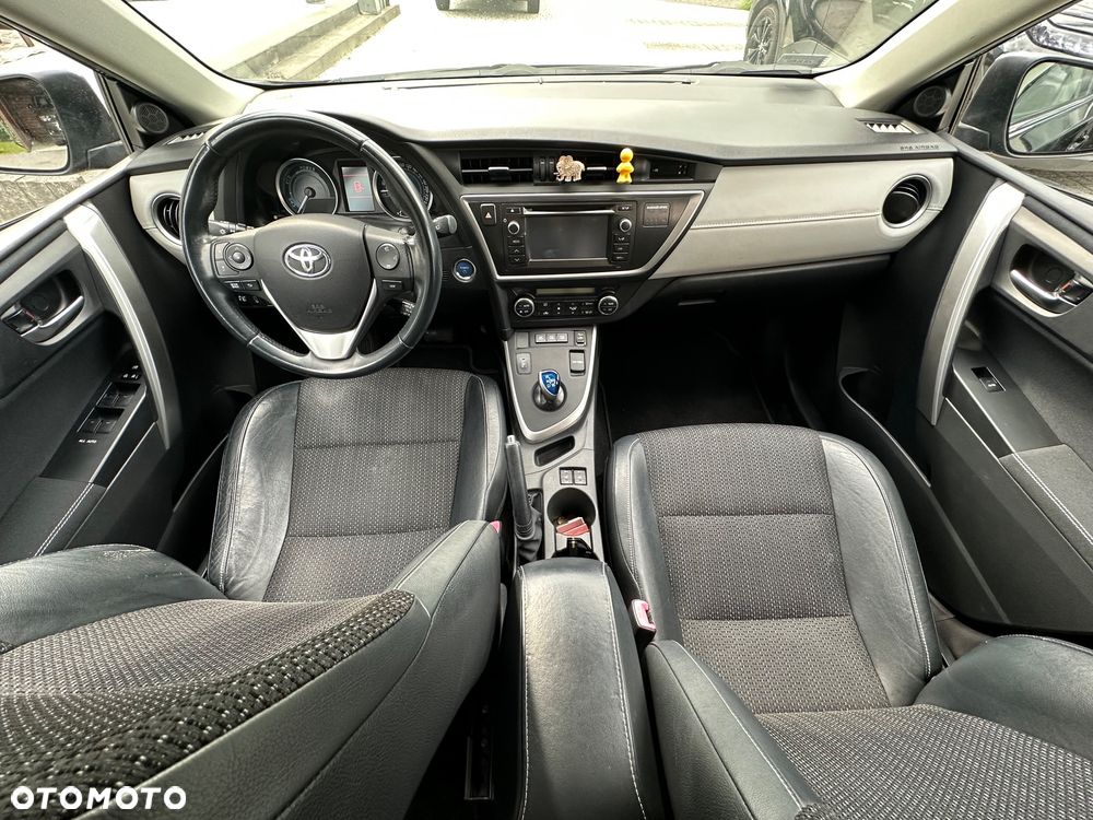 Toyota Auris 1.8 HSD Luna - 12