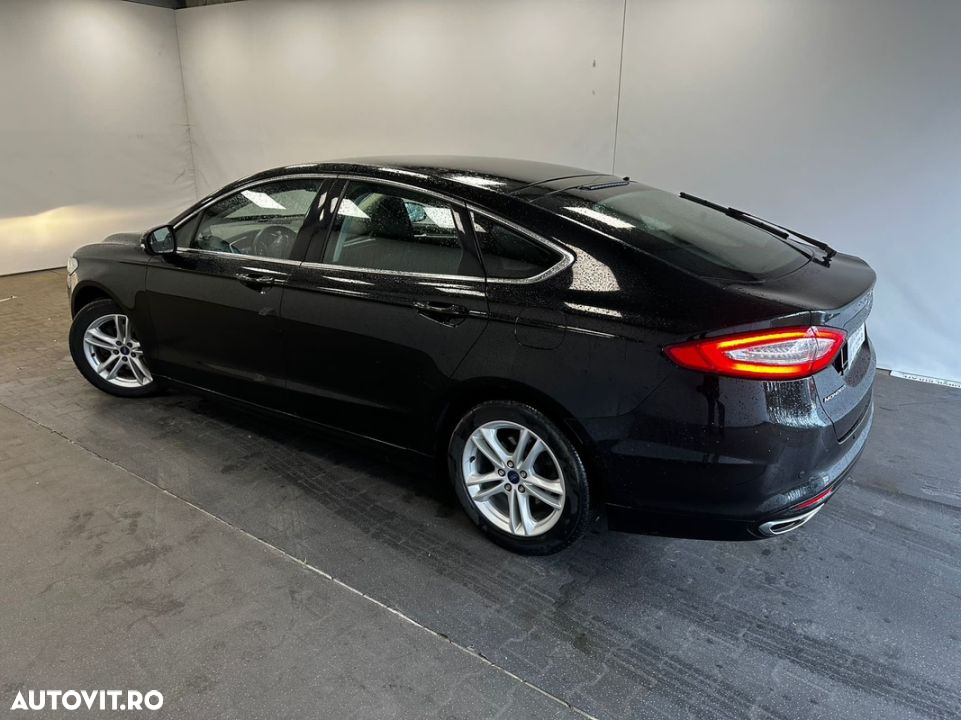 Ford Mondeo 2.0 TDCi Powershift Business - 22