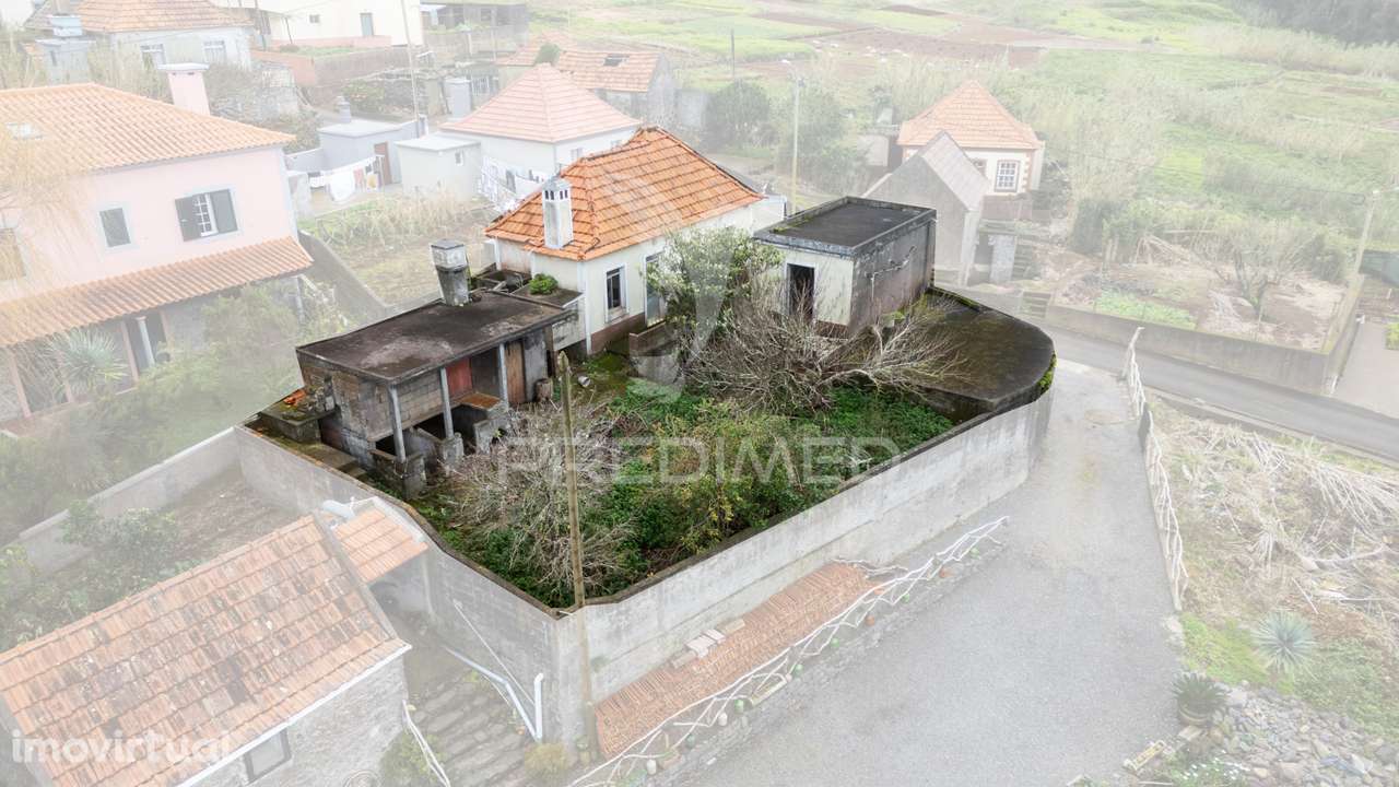 Moradia T3 para Renovação, Santa, Porto Moniz - Grande imagem: 2/24