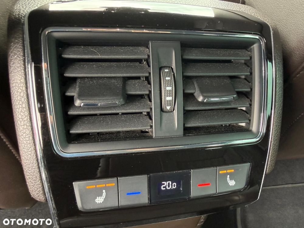 Skoda Superb 2.0 TDI SCR 4x4 Ambition DSG - 24