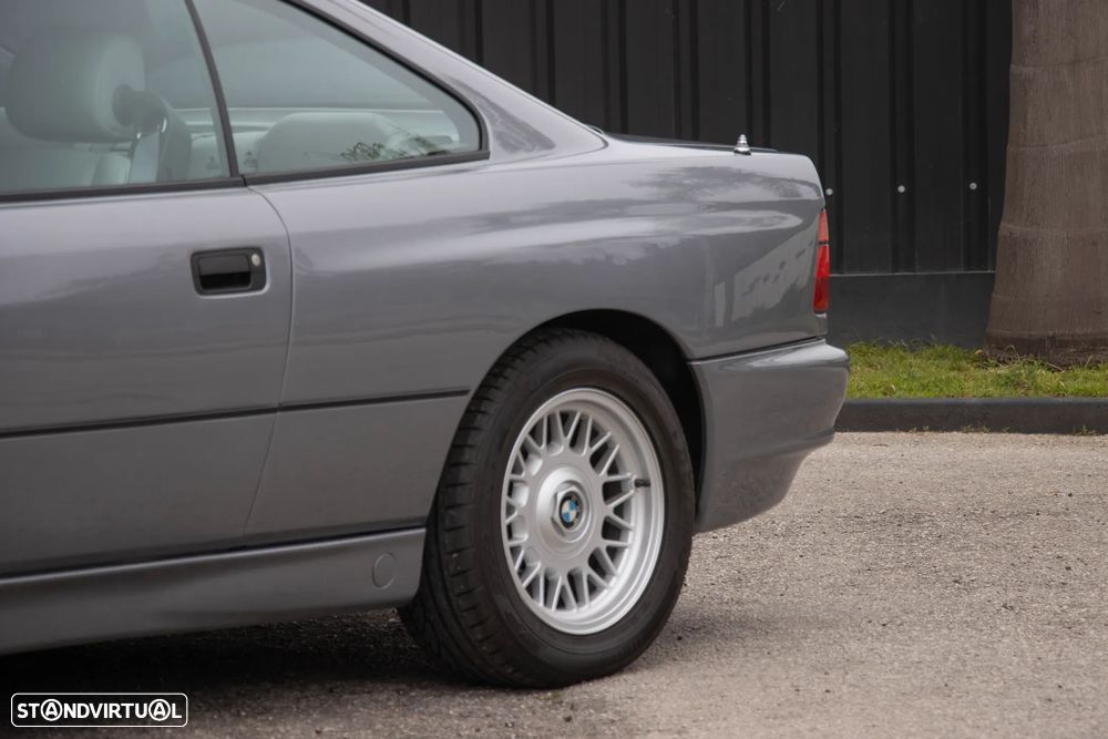 BMW 850 i A - 6