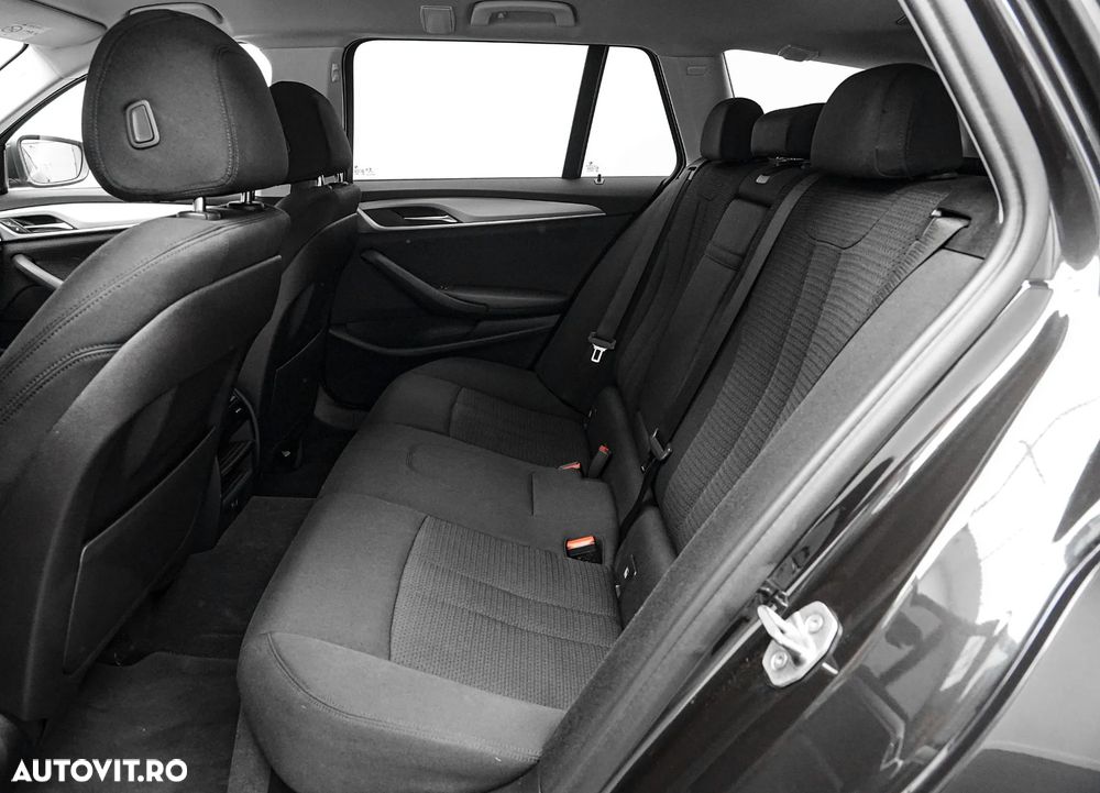 BMW Seria 5 520d - 16