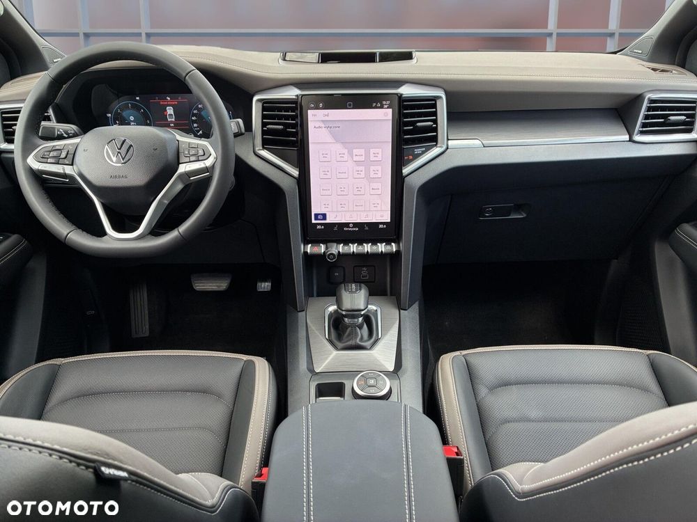Volkswagen Amarok - 16