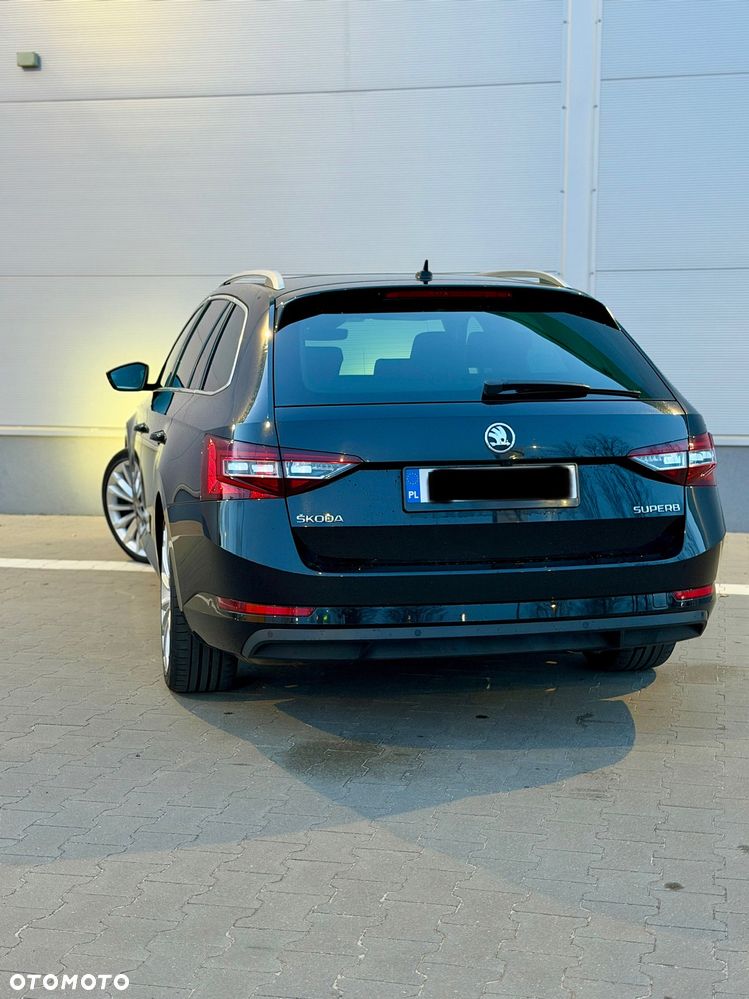 Skoda Superb 2.0 TDI DSG Style - 14