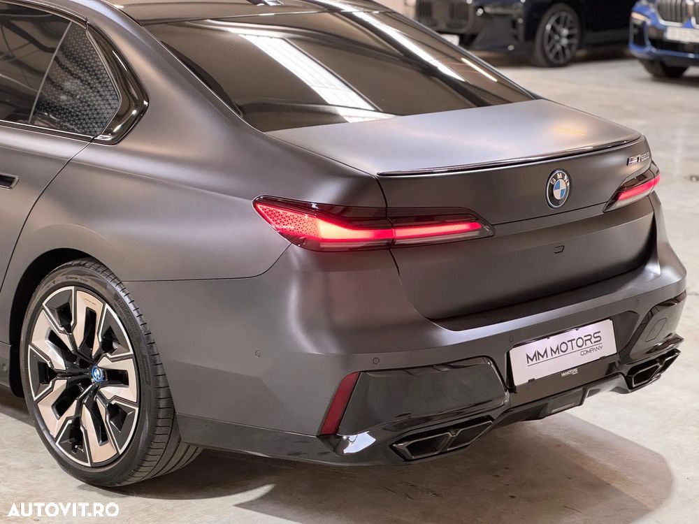 BMW M7 M760e xDrive AT PHEV - 14