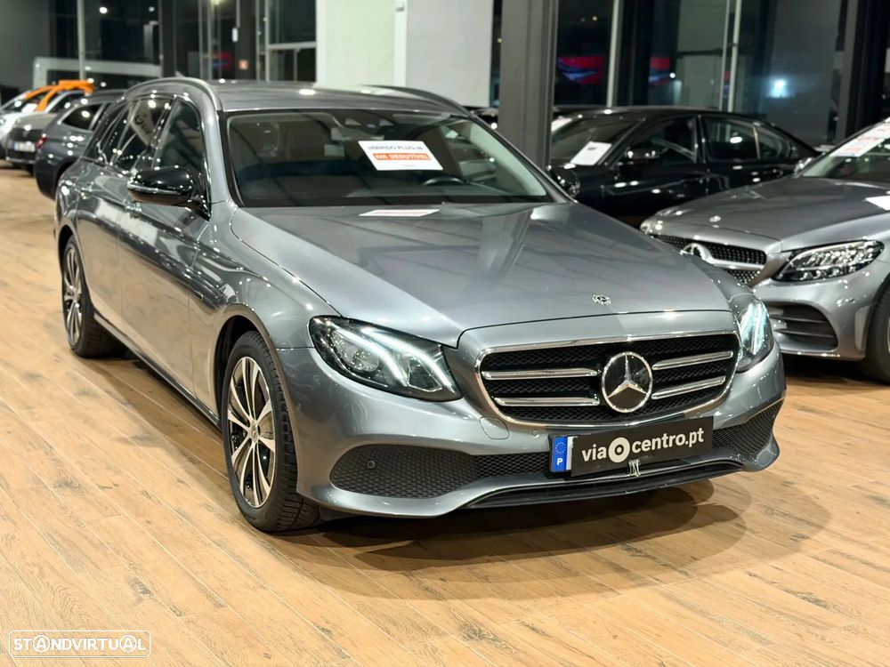Mercedes-Benz E 300 de Avantgarde 4Matic — fotografia 3