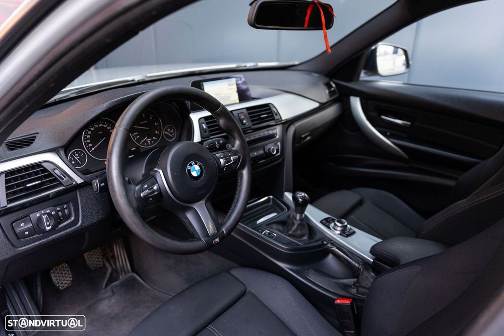 BMW 318 d Line Sport - 8