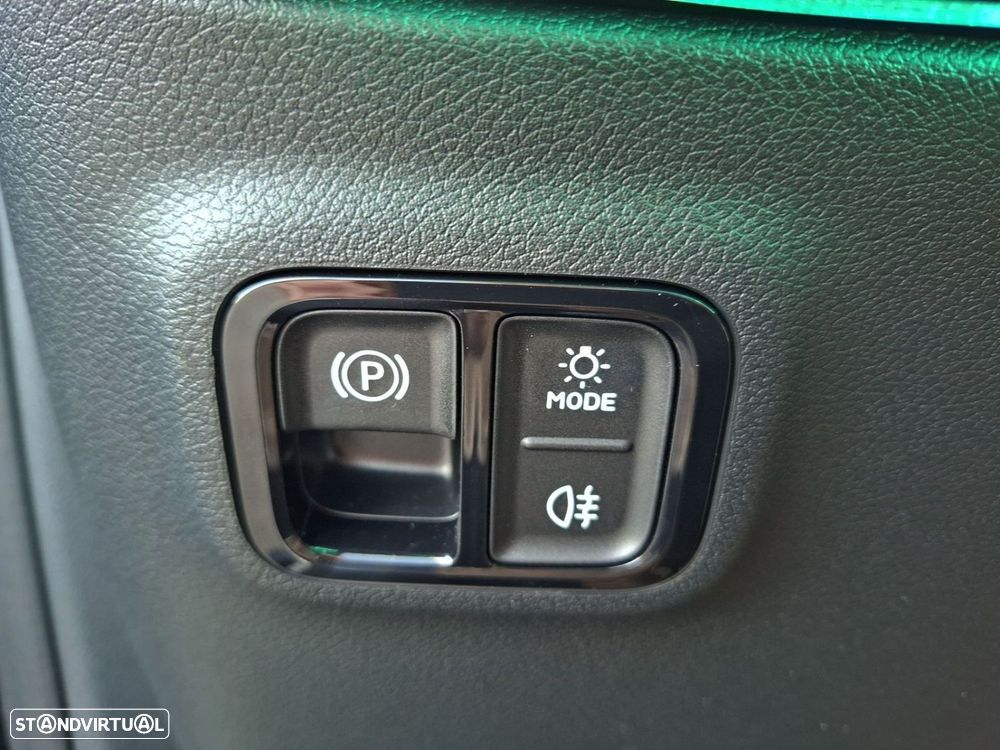 Mercedes-Benz CLA 250+ - 20