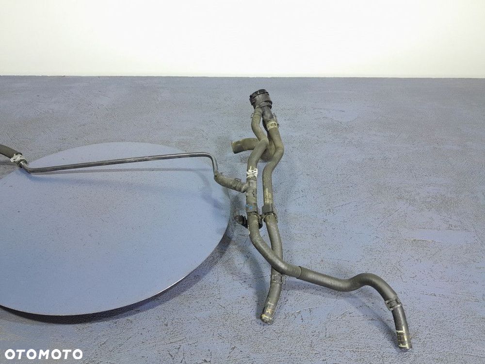 VW GOLF VII LIFT 1.4 TSI 150 KM PRZEWODY CHŁODNICY RURKI WODY 5Q0122291E - 4