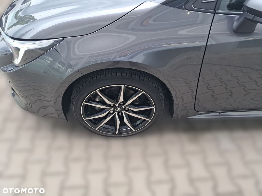 Toyota Corolla - 11