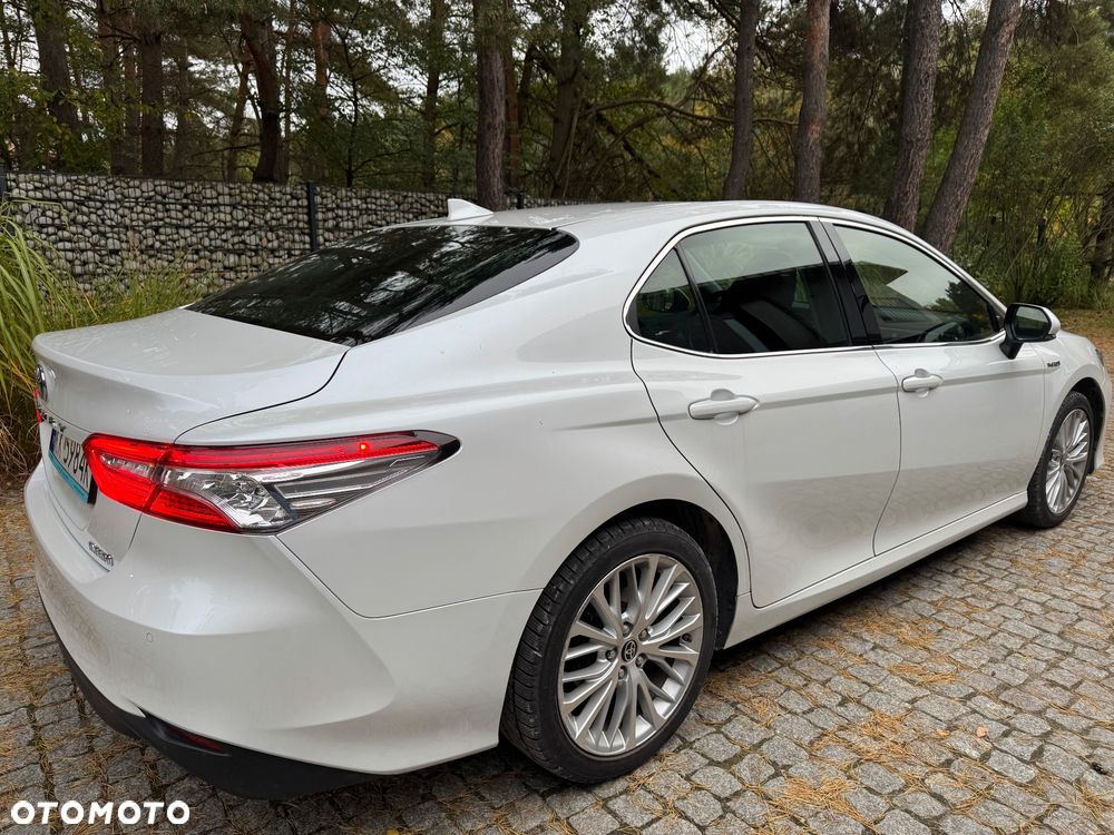 Toyota Camry 2.5 Hybrid Executive CVT - 5