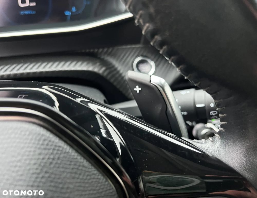 Peugeot 2008 1.5 BlueHDi Allure S&S EAT8 - 27