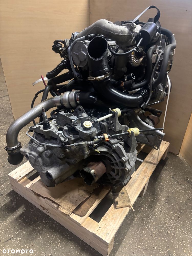 SILNIK KOMPLETNY RENAULT SCENIC II ( 03-09 ) F9QD812 1.9DCI film video f9q812 F9QD812 - 8