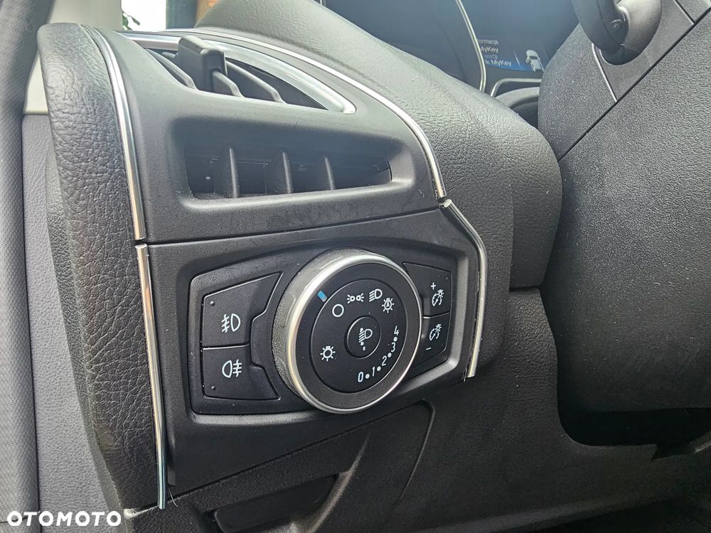 Ford Focus 1.5 TDCi DPF Start-Stopp-System Titanium - 26