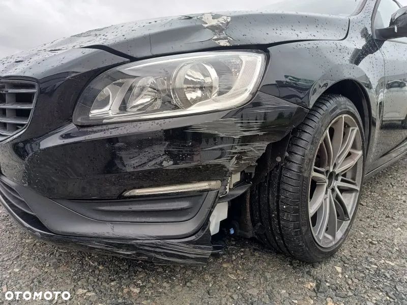 Volvo V60 D4 Geartronic - 34