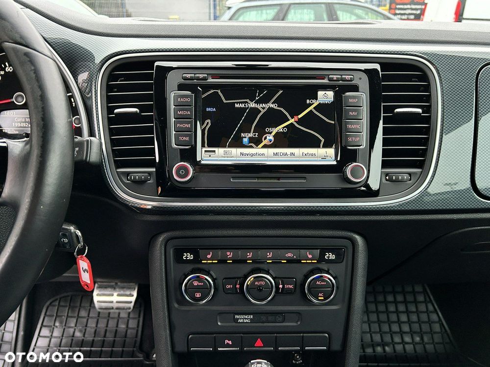 Volkswagen Beetle 2.0 TSI DSG Exclusive Sport - 21