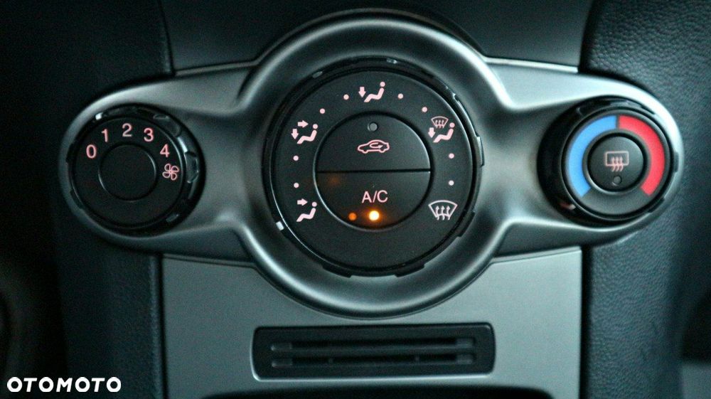 Ford Fiesta 1.25 Trend - 21
