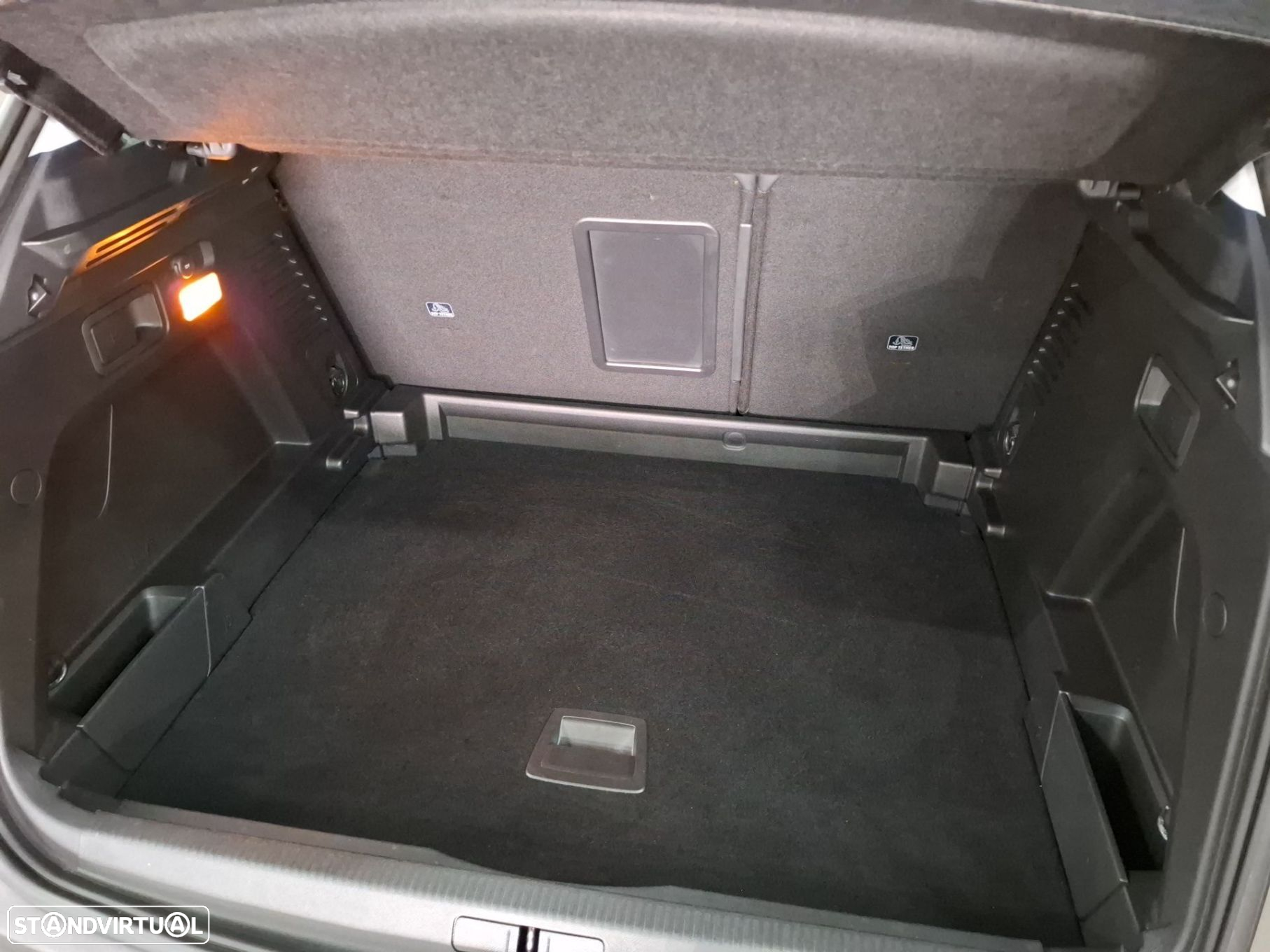 Peugeot 3008 1.5 BlueHDi Allure - 25