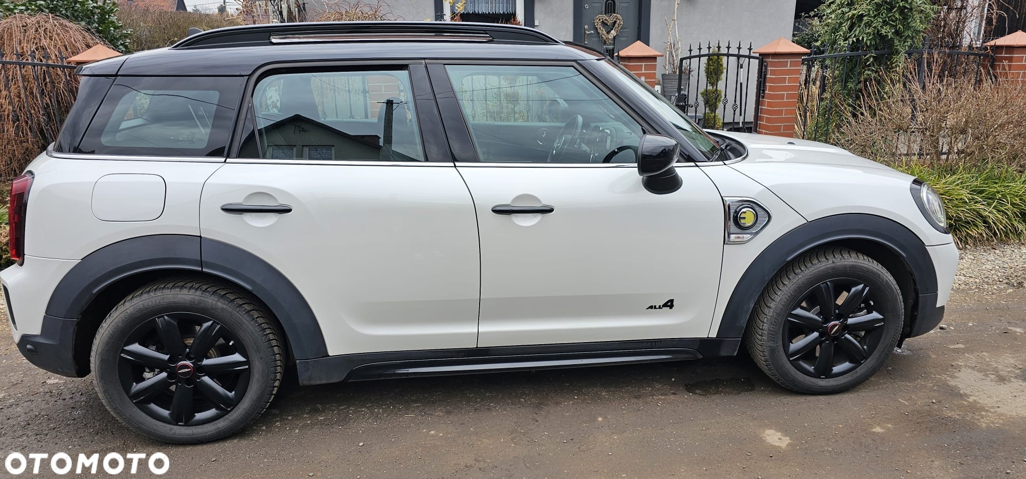 MINI Countryman Cooper ALL4 Shadow Edition - 12