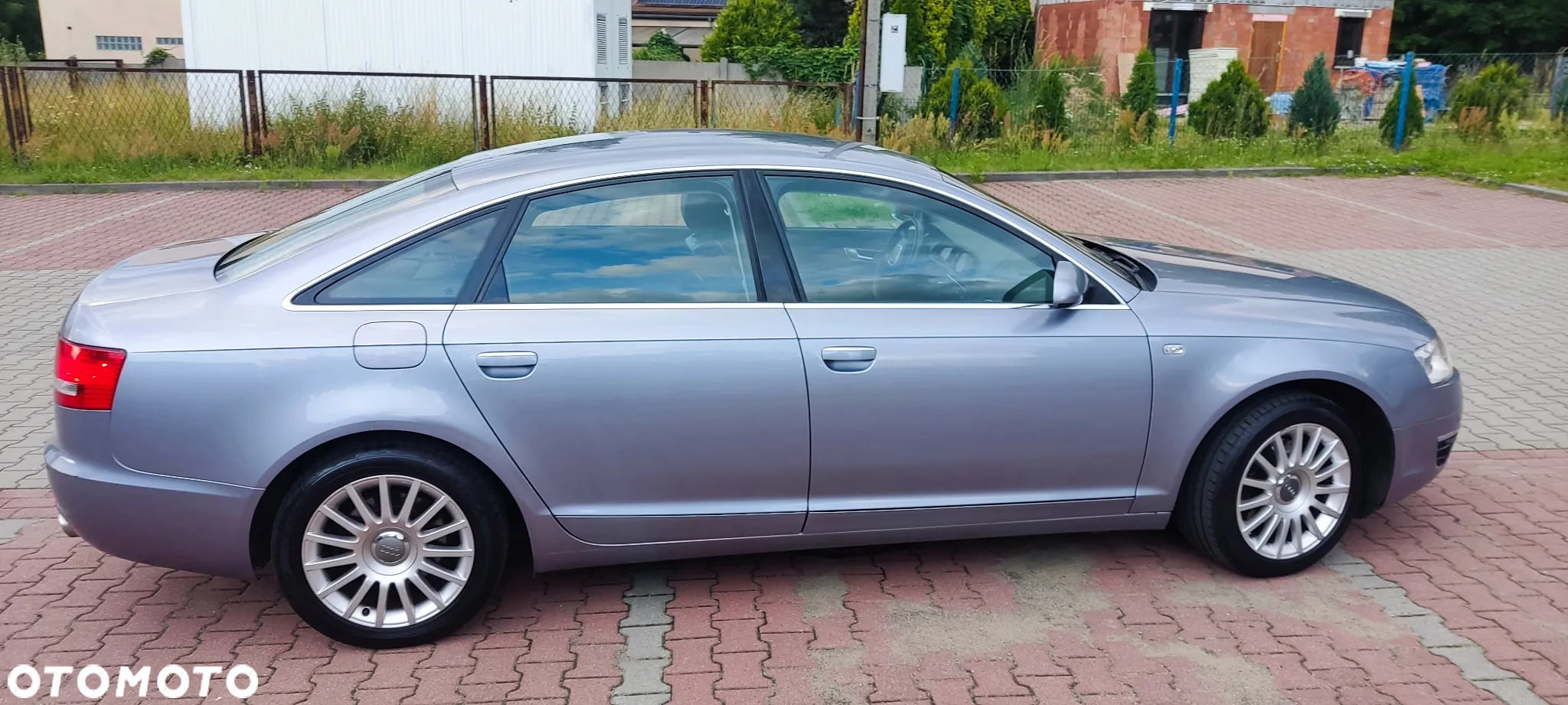 Audi A6 2.4 - 2
