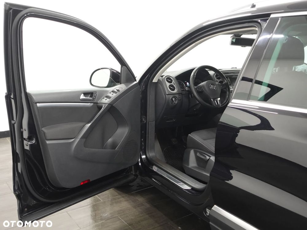 Volkswagen Tiguan 2.0 TDI DPF BlueMotion Technology Cup Sport & Style - 17