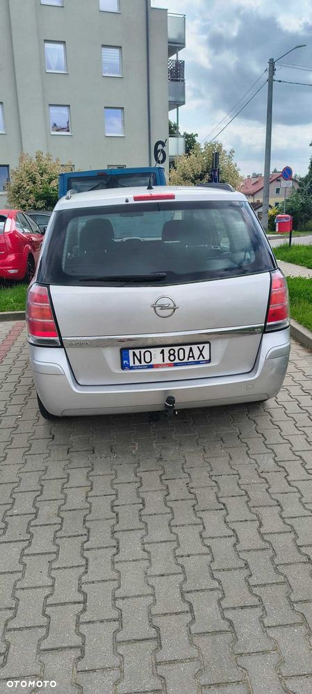Opel Zafira - 2