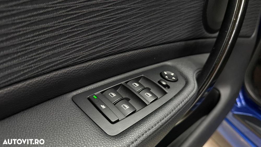 BMW Seria 1 118i Aut. - 23