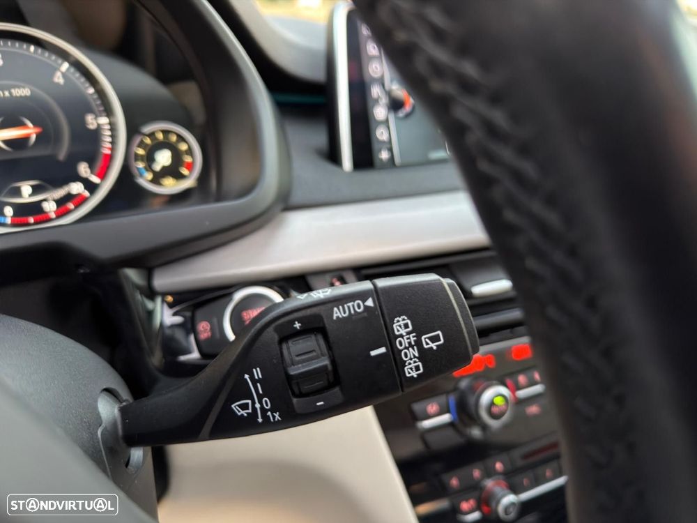 BMW X5 25 d sDrive Pack M - 38