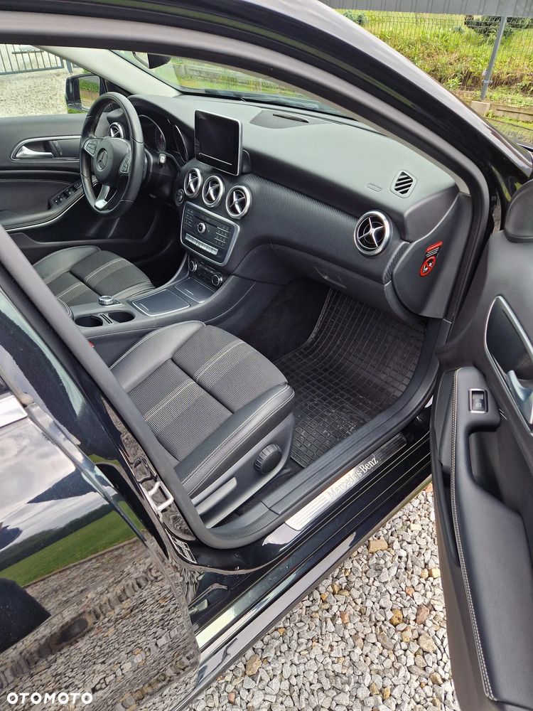 Mercedes-Benz Klasa A 180 (BlueEFFICIENCY) 7G-DCT Urban - 21
