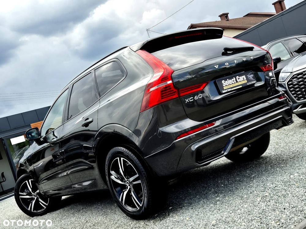 Volvo XC 60 T6 Plug-In Hybrid AWD Plus Dark - 34