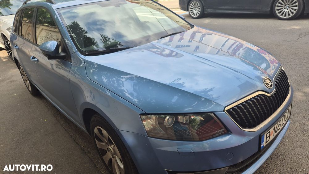 Skoda Octavia 1.6 TDI DSG Style - 17