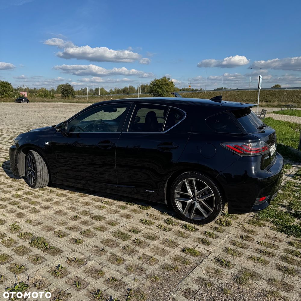Lexus CT 200h F Sport - 17