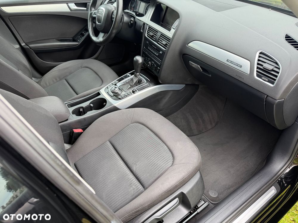 Audi A4 Avant 3.0 TDI DPF clean diesel quattro tiptron Attraction - 11