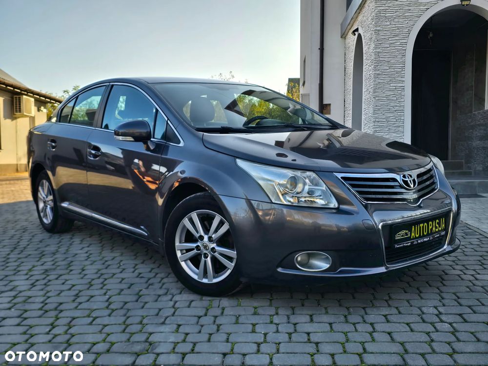 Toyota Avensis 2010 photo 5