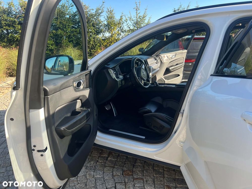 Volvo XC 60 - 8