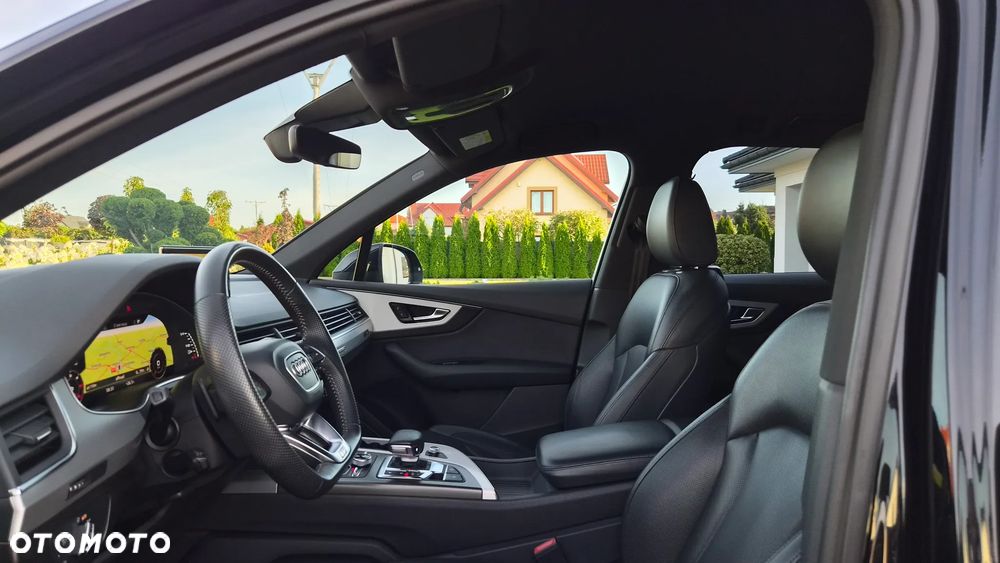 Audi Q7 - 9