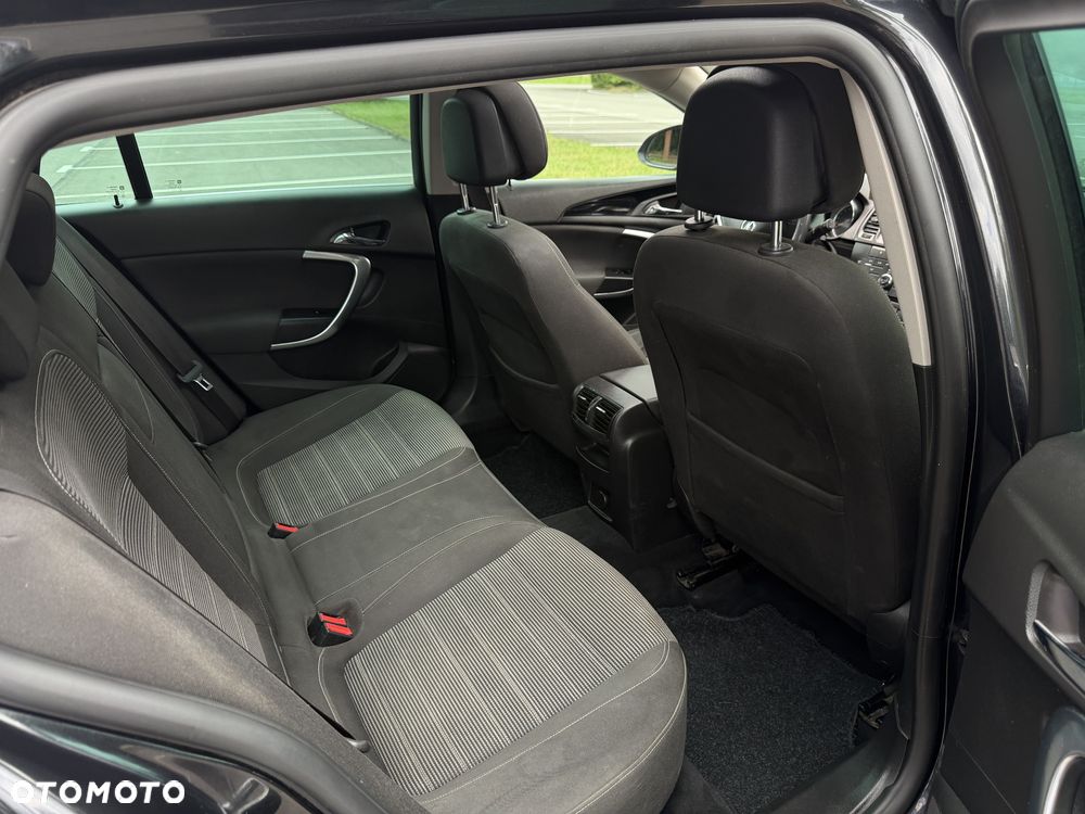 Opel Insignia - 16