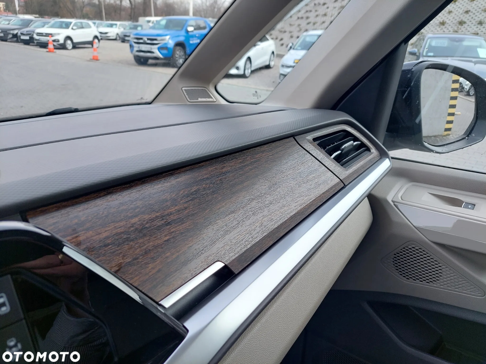 Volkswagen Multivan 1.4 TSI eHybrid PHEV L2 Style DSG - 37