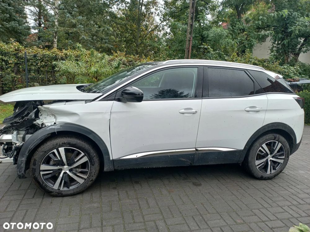 Peugeot 3008 1.5 BlueHDi Allure S&S EAT8 - 4