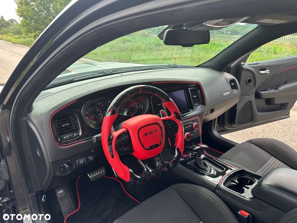 Dodge Charger 5.7 R/T - 17