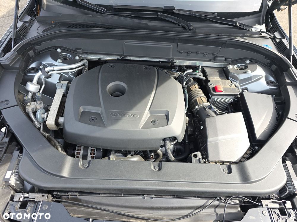 Volvo XC 60 T6 AWD Geartronic Momentum - 16