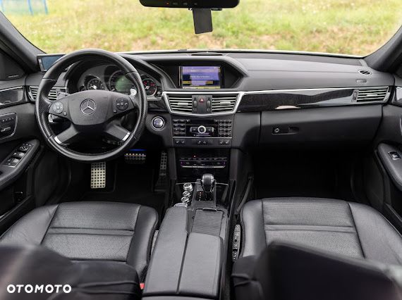 Mercedes-Benz Klasa E 63 AMG AMG Speedshift 7G-MCT - 6