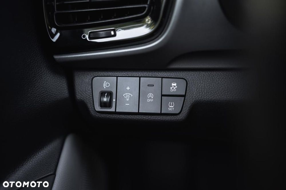 Kia Stonic - 21