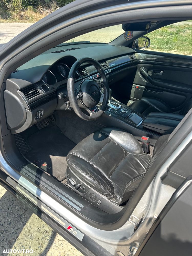 Audi S8 5.2 FSI quattro - 8